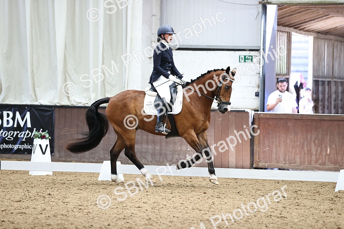 SBM_001853 - Novice 4 - 11.15-13.22
