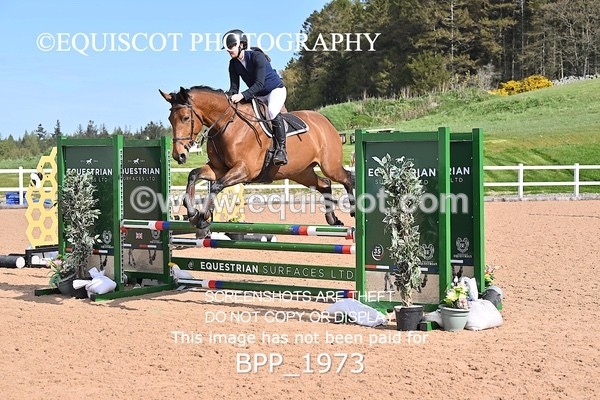 BPP_1973 - CLASS 3 - FRI - Senior British Novice/90cms Open