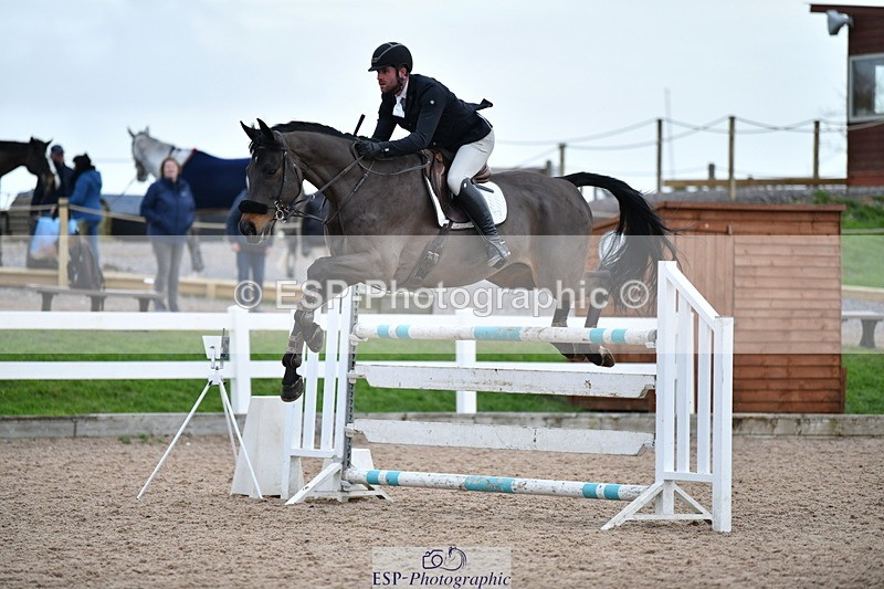 240124A-143351-00874 - Cls 5 Foxhunter & 1.20m Open