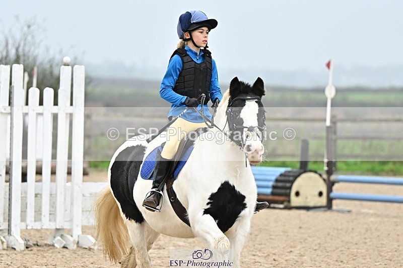241110-095344-00115 - 40cm Showjumping