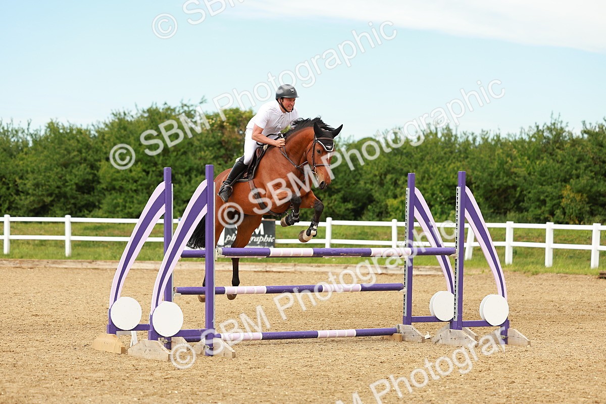 SBM_002295 - Class 4 - Senior Newcomers - 1.10m