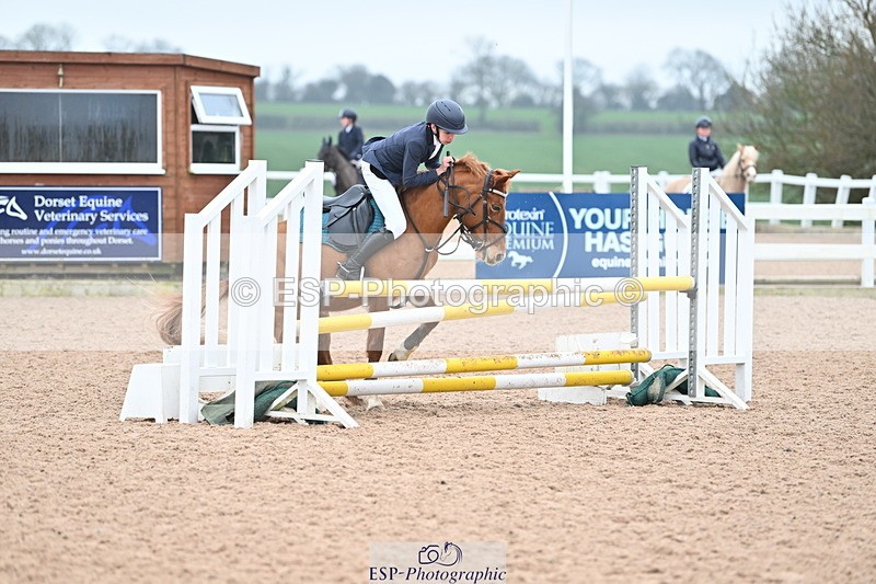 240128A-112412-00518 - Cls 3 Pony Discovery and 90cm Open