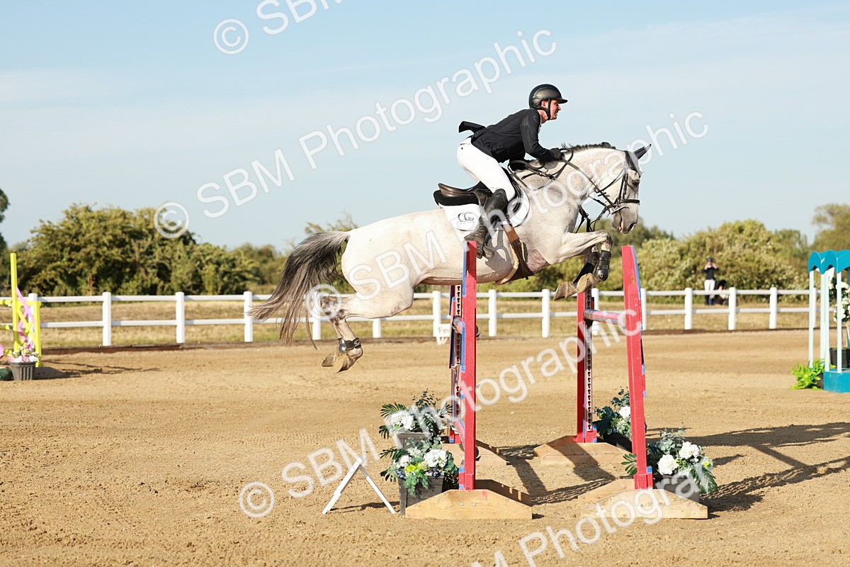 SBM_008889 - Class 6 - National 1.30m 1.40m Open Handicap
