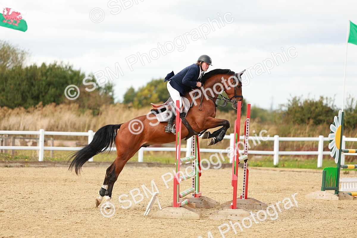 SBM_001344 - Class 4 - Senior Newcomers - 1.10m
