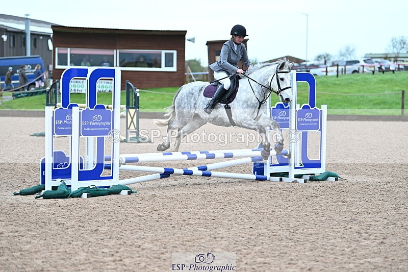 231029A-090029-02247 - 50cm Clear Round