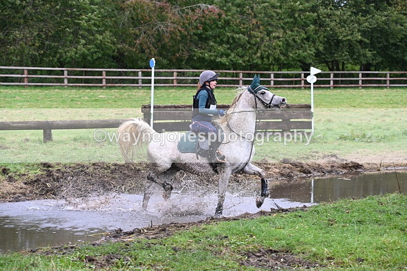 WJ6_6665 - Time at Photographer 13:06 to 13:23