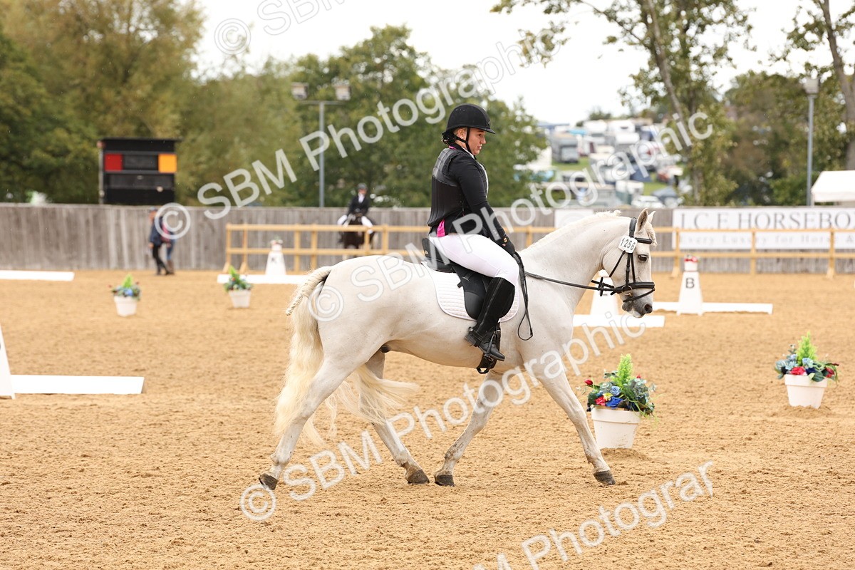SBM_44027 - D6 - Small Tour Championship Intro 4