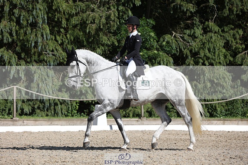 230526-162209-07805 - 170-MIND_OVER_MATTER-Lea_Boulesteix-WEDTrotUp+DR