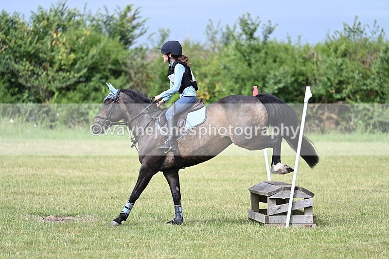 WJ7_5067 - 60cm XC Time 10:17 to 10:49