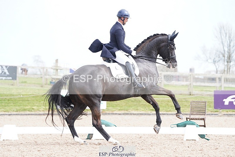 250403-141438-02892 - 022-Jezz.Palmer-Romanno.Weltino