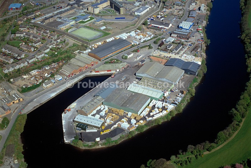 A00331A Perth City Harbour on the River Tay in 2002 - Settlements, infrastructure and attractions