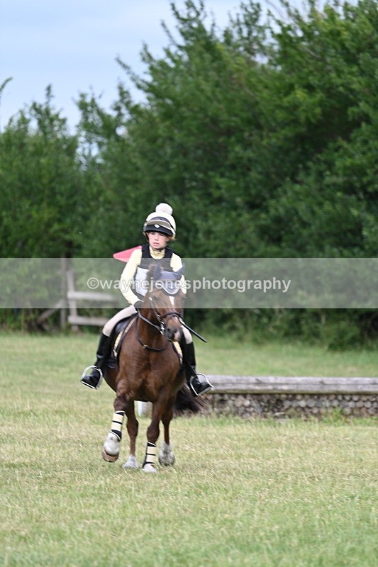 WJ7_4879 - 60cm XC Time 09:58 to 10:16