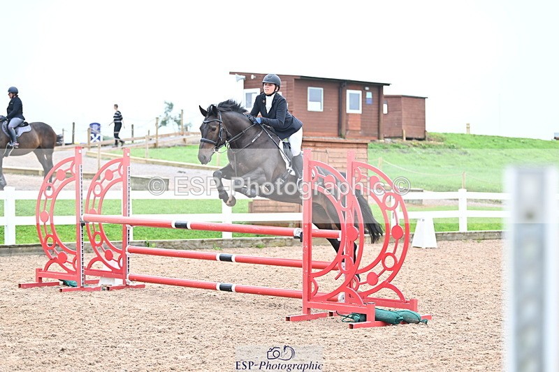 240907A-115252-01285 - Cls 8 1.05m Amateur Qualifier