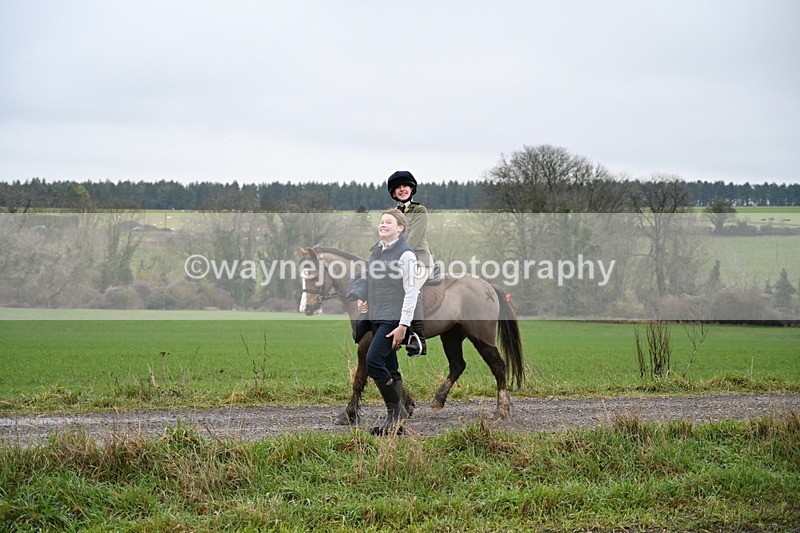 WJ7_9672 - Walk out..