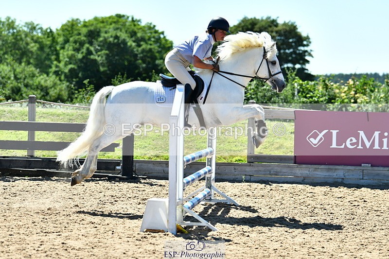 230624A-154001-02389 - Cls 44+45 Club and Schools 80cm