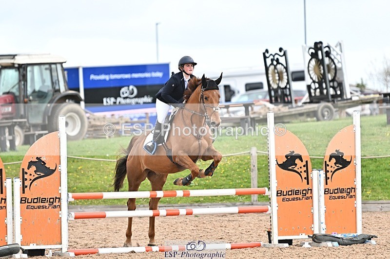 250414-111923-00442 - 90cm Round 1