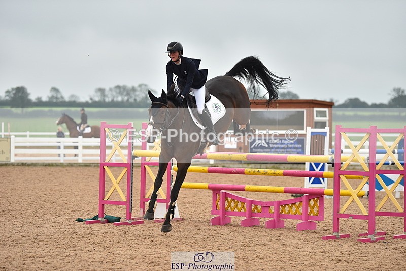 231011A-141842-00693 - Cls 5 Foxhunter & 1.20m Open