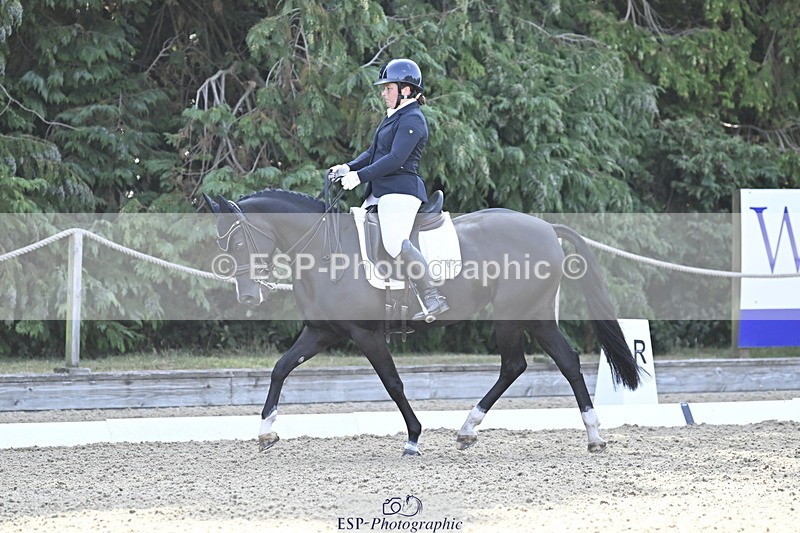 250810A-100526-04770 - 064-Amy.CoxPretty.Picture