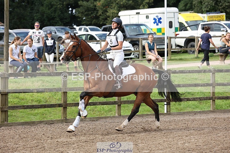 240803-094926-00186 - 005-Laura_Keam-DIAMOND_CRUISE_ON