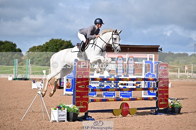 250912-103844-03945 - Cls 15 Snr Foxhunter