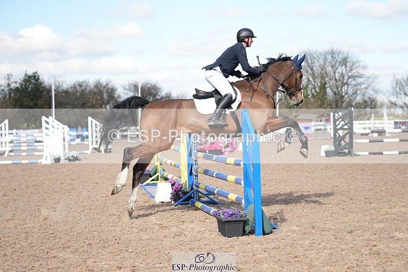 250316-110433-06015 - Cls 21 British Novice and 90cm