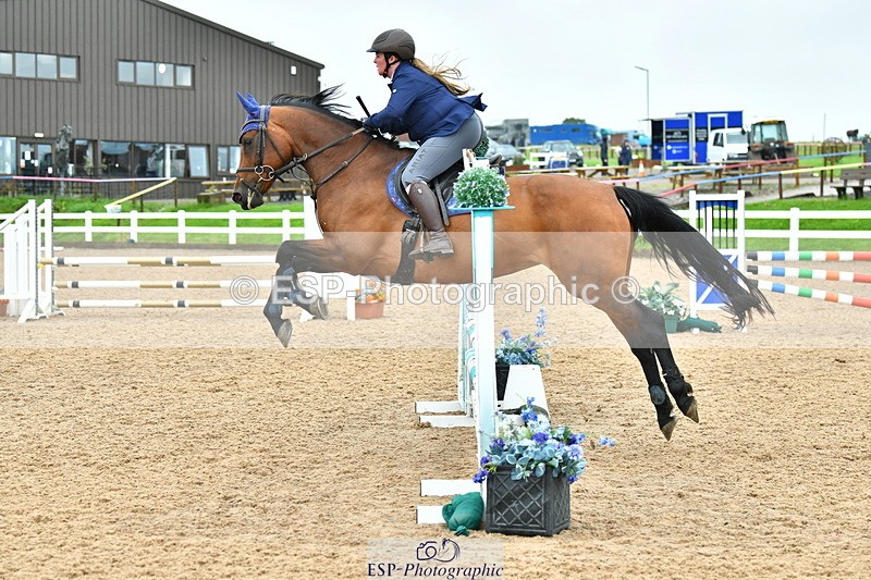 230730A-131950-10038 - Cls 33 85cm Amateur Quali