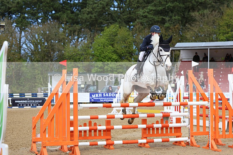 3E7A1707 - Class 7: Senior Newcomers/1.10m open