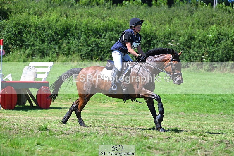 240811A-143823-05517 - 163-