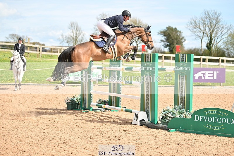 240418A-144200-04493 - Cls 9, 2 Star Big Tour 1.40m