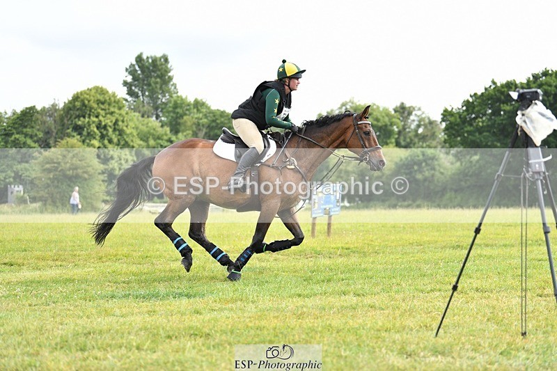 230625-095343-00934 - XC 90cm 9.45 to 11.00