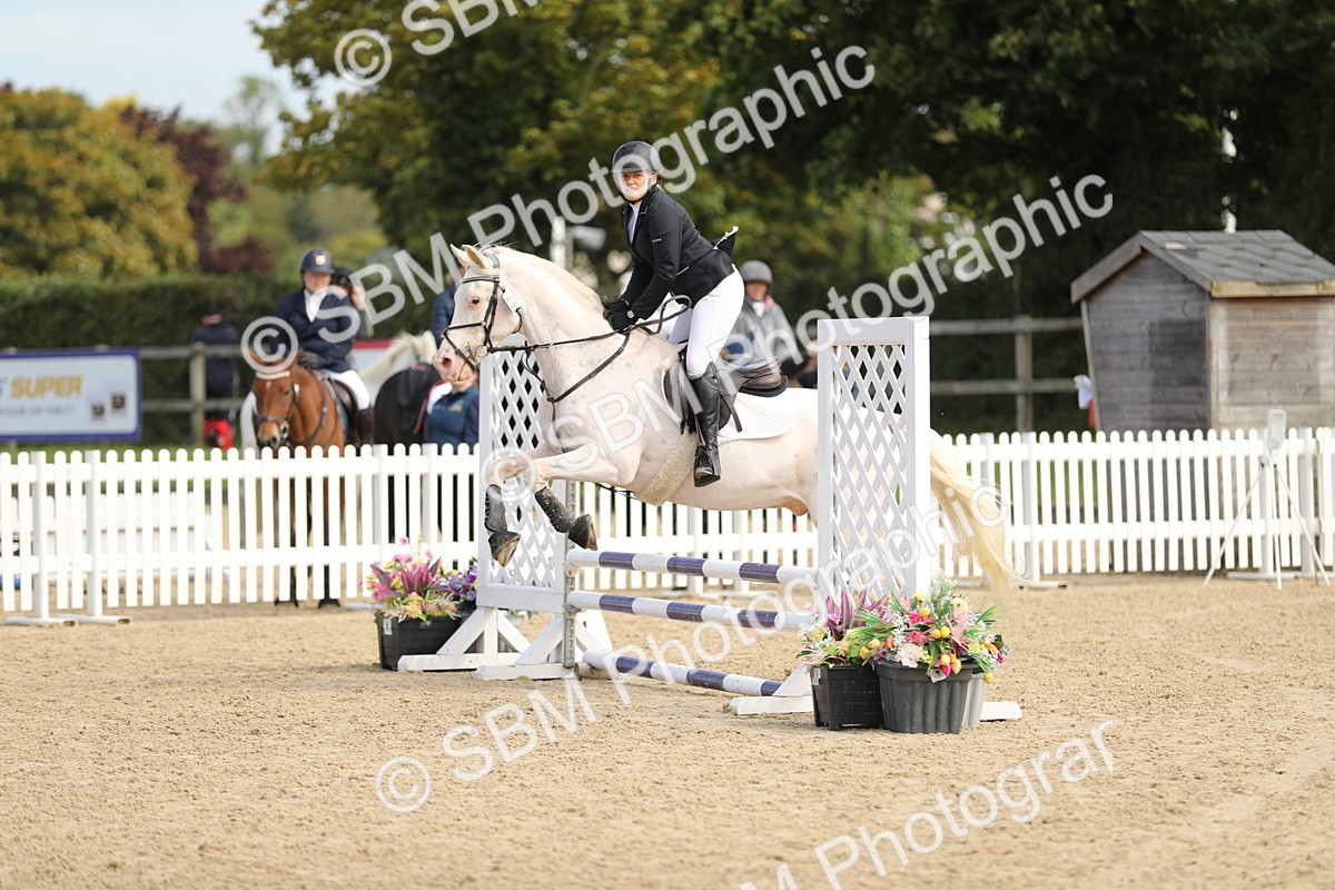 SBM_04608 - J28 - Senior Horse & Pony 60cm Championships