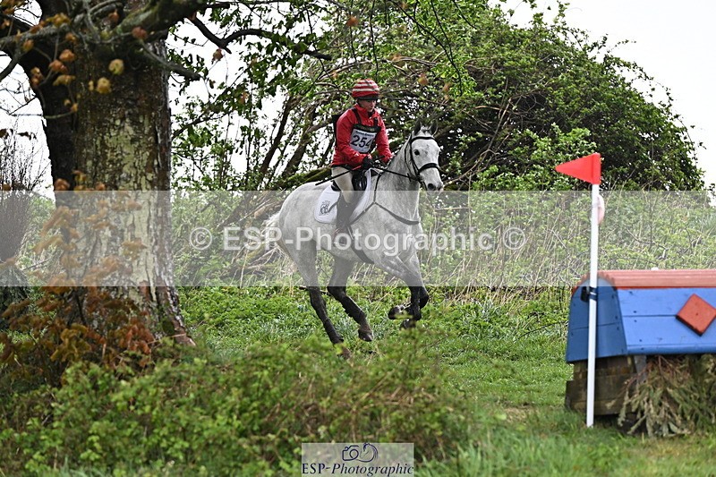 250418-140359-05406 - 254-Henrietta.Ewell-FOLLYS.HERO