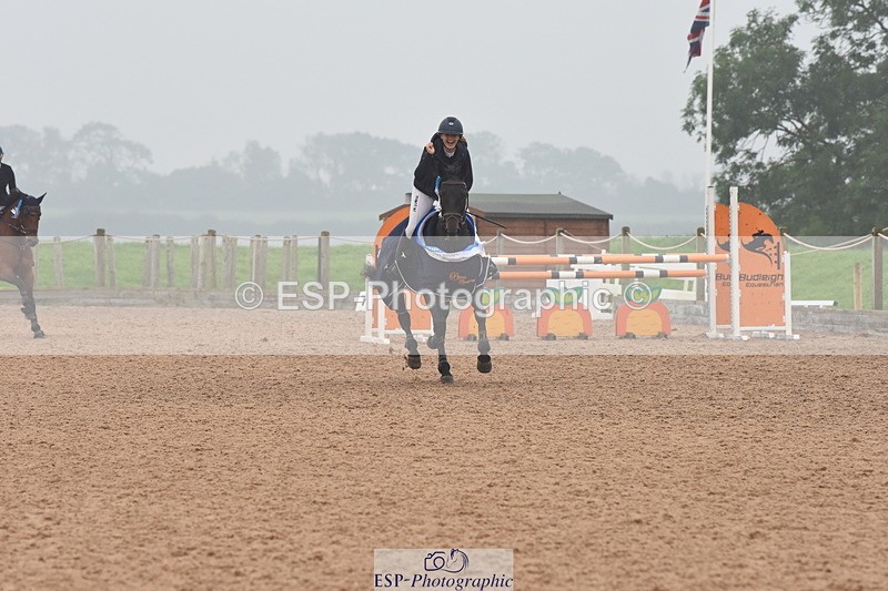 230916A-171354-05801 - Cls 19 Snr 1.10m Derby