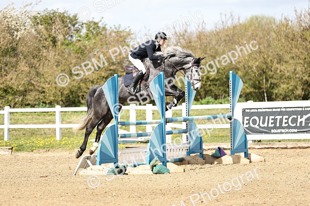 SBM_001096 - Class 4 - Senior Newcomers - 1.10m