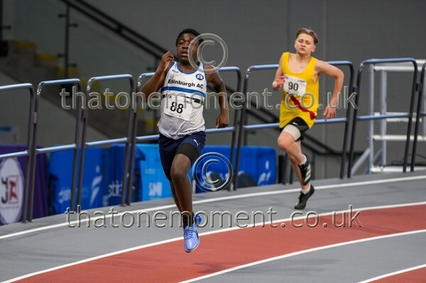 Age26SUN-927581 - Track Male Set One