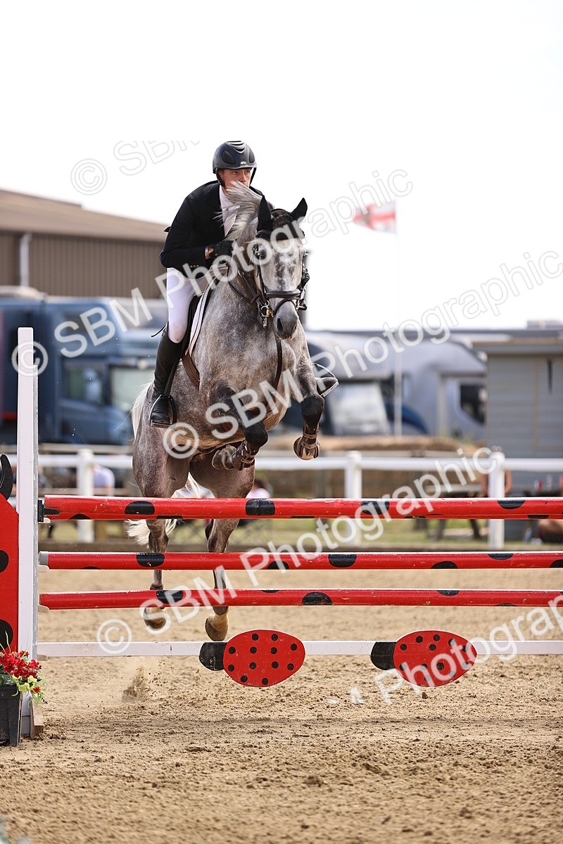 SBM_010587 - Class 9 - Senior Foxhunter - 1.20m Open