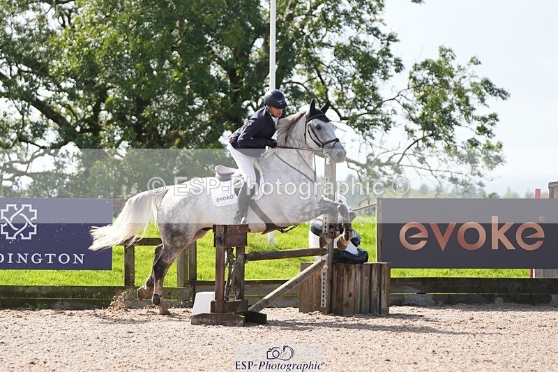 250913-134641-07245 - Cls 17 Chard 1.10m Speed Derby
