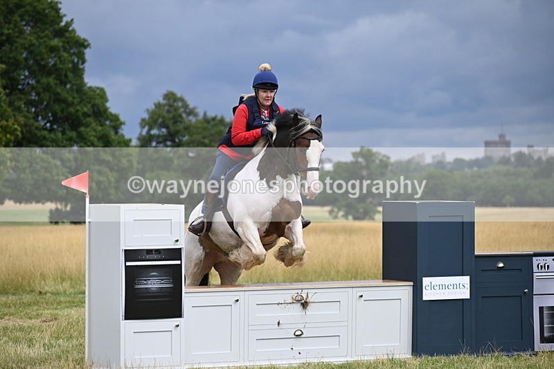 WJ6_2809 - Time at Jump 11:06 to 11:40