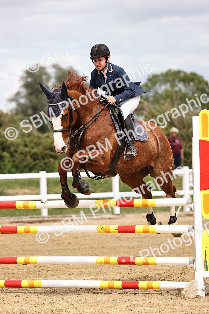 SBM_003279 - Class 11 - Senior Newcomers - 1.10m