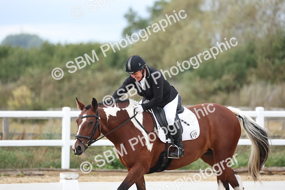 SBM_003861 - Class 8 - Novice 3 Champs