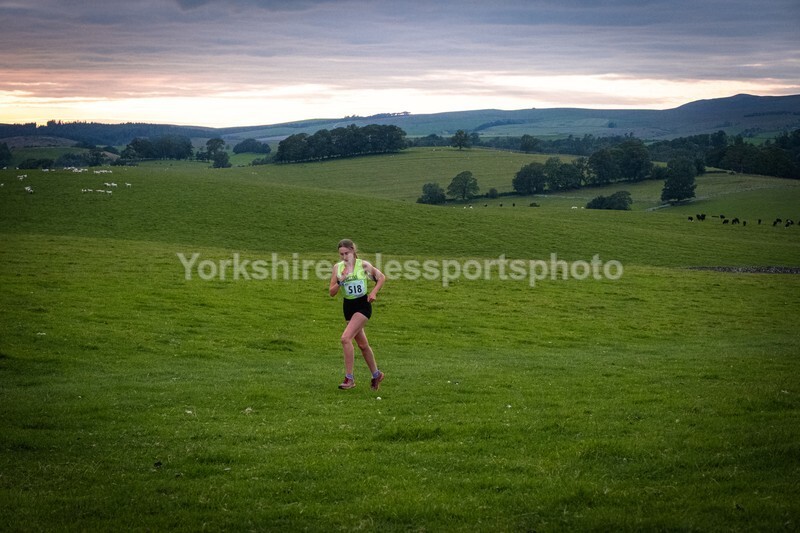 DSCF4204 - Eshton Moor  - Wharfedale Harriers