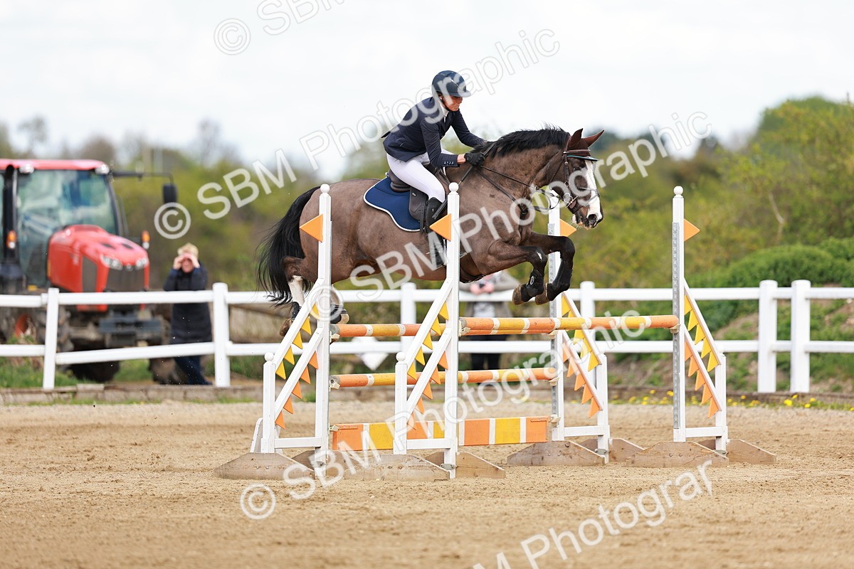 SBM_002163 - Class 4 - Senior Newcomers - 1.10m