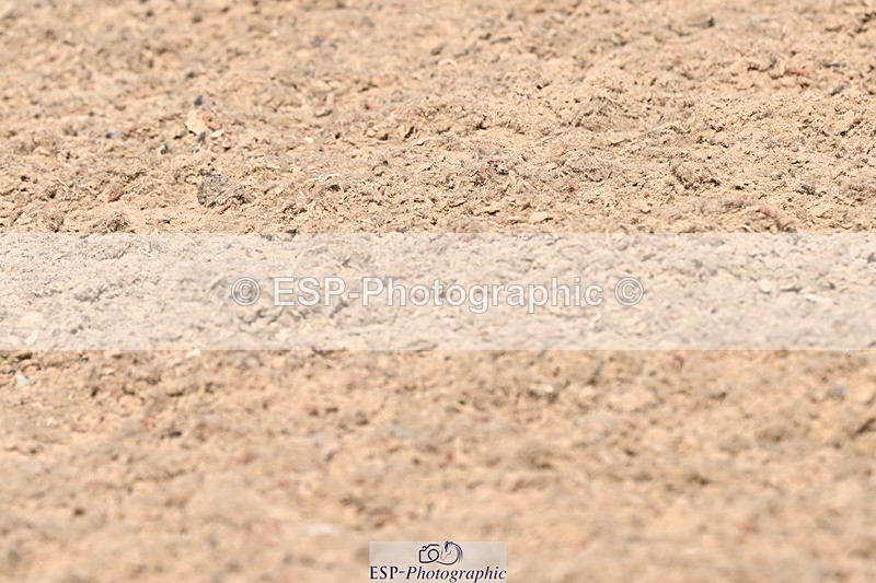 240509A-112107-01126 - Cls 9 Snr 1.20m Open