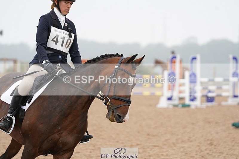 240901A-102718-06324 - 410-Octavia.Madden-NENAGH.II