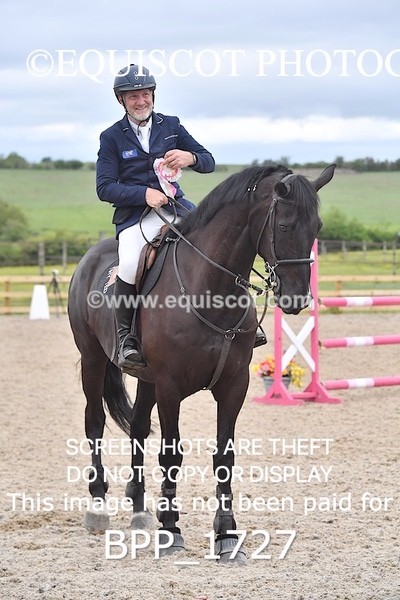 BPP_1727 - FRI CLASS 4 Senior Newcomers/ 1.10m Open