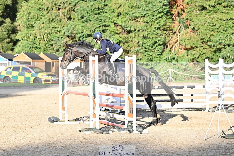 251005A-171000-05287 - Cls 11 Open 1m-1.05m