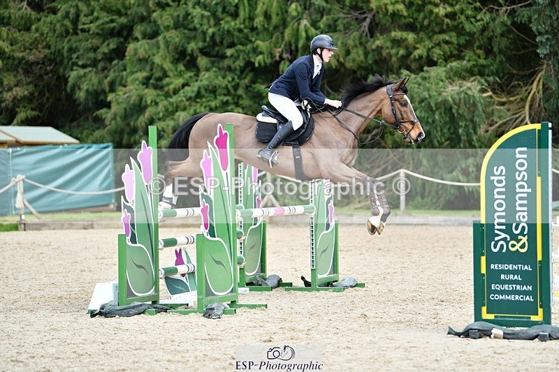 240324-125402-02709 - Cls 9 Snr 1.05m Open