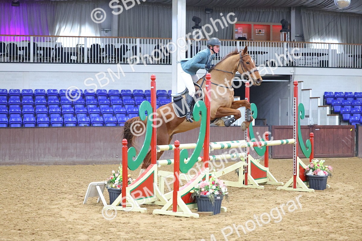 SBM_008372 - Class 21 - Nupafeed Supplements Senior Discovery/ 1m Open - First Round (1.00m)