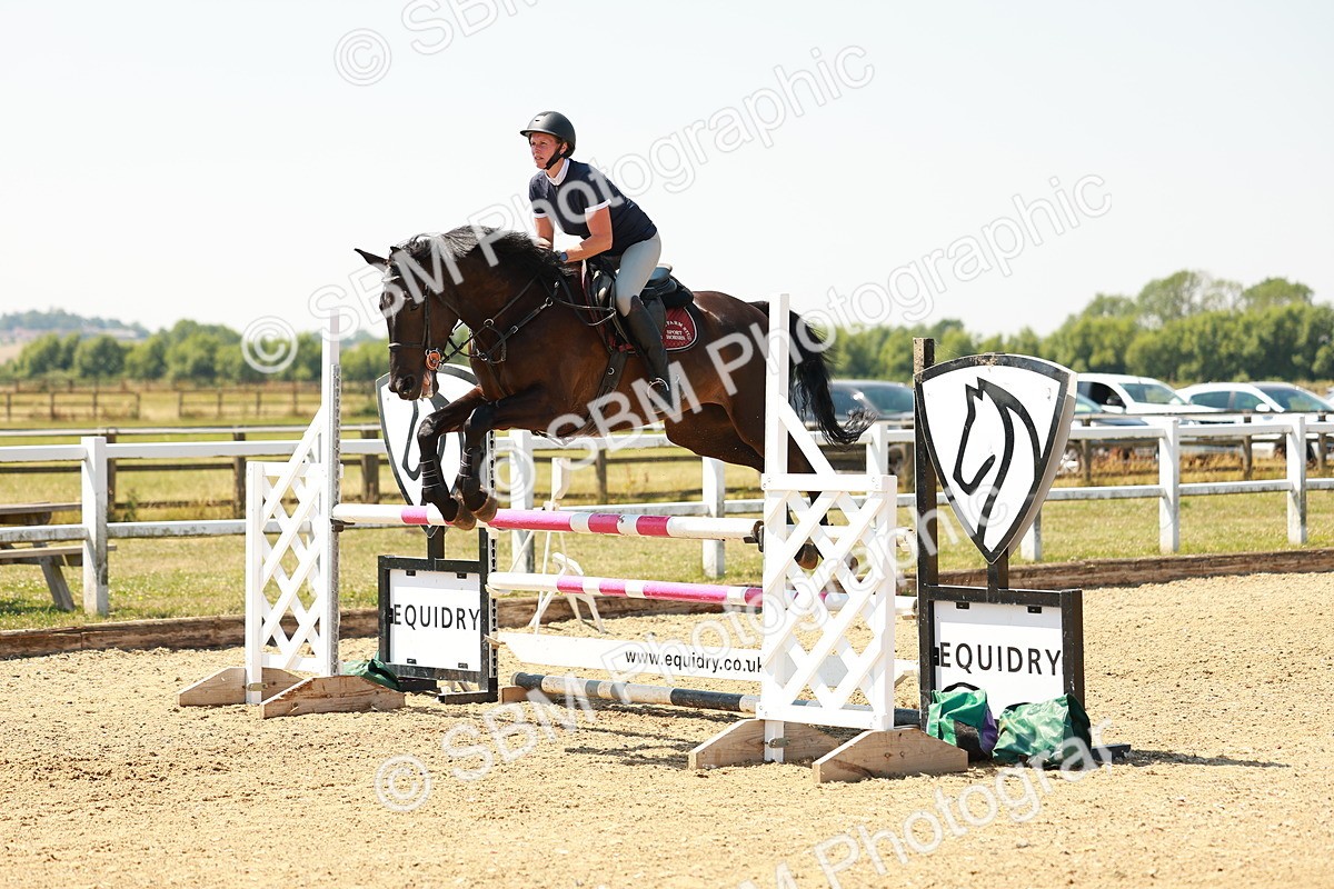 SBM_001523 - Class 4 - Senior Newcomers - 1.10m
