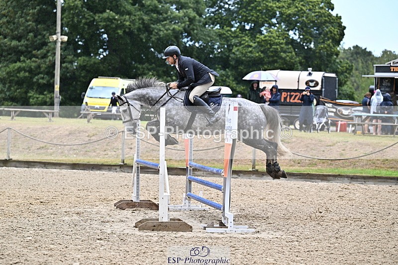 250831A-130226-10456 - Cls 42 Snr 1m Grand Prix